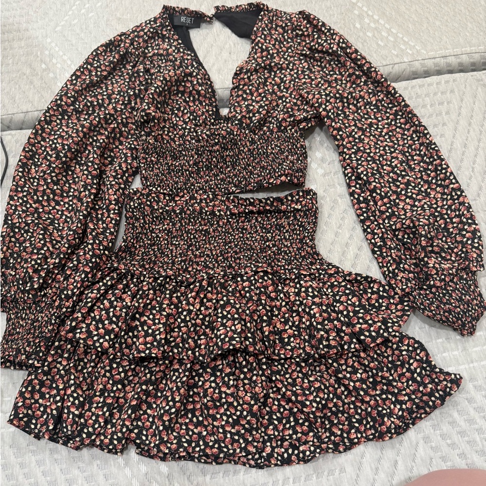 RESET Floral Long Sleeve skirt set